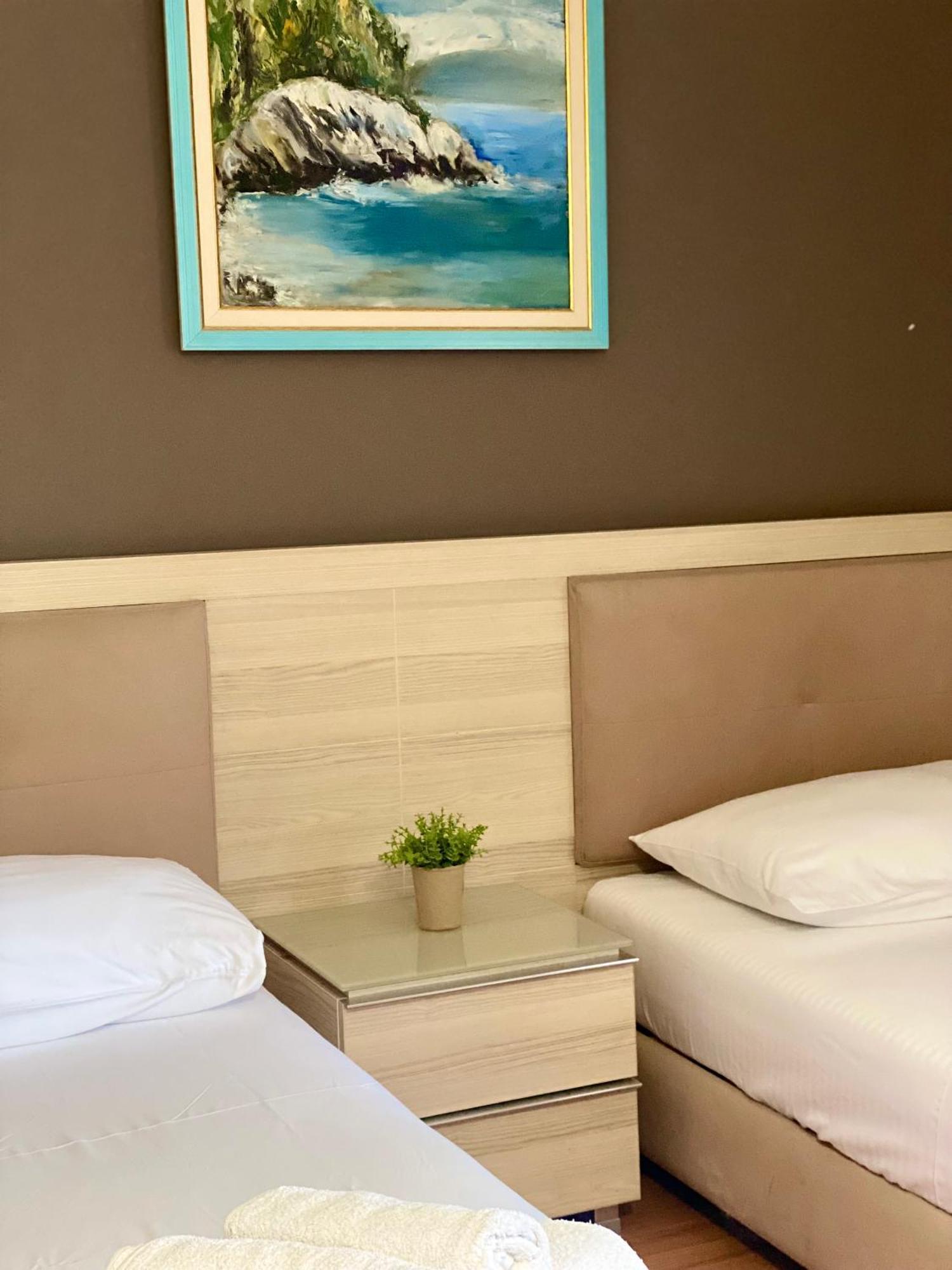 Hotel Bojko Vlorë Extérieur photo