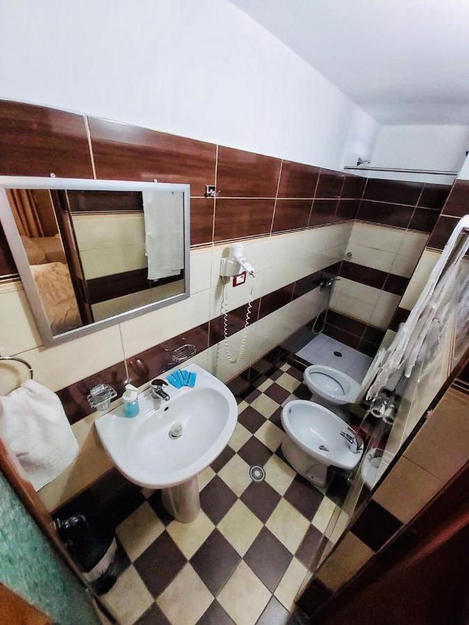 Hotel Bojko Vlorë Extérieur photo